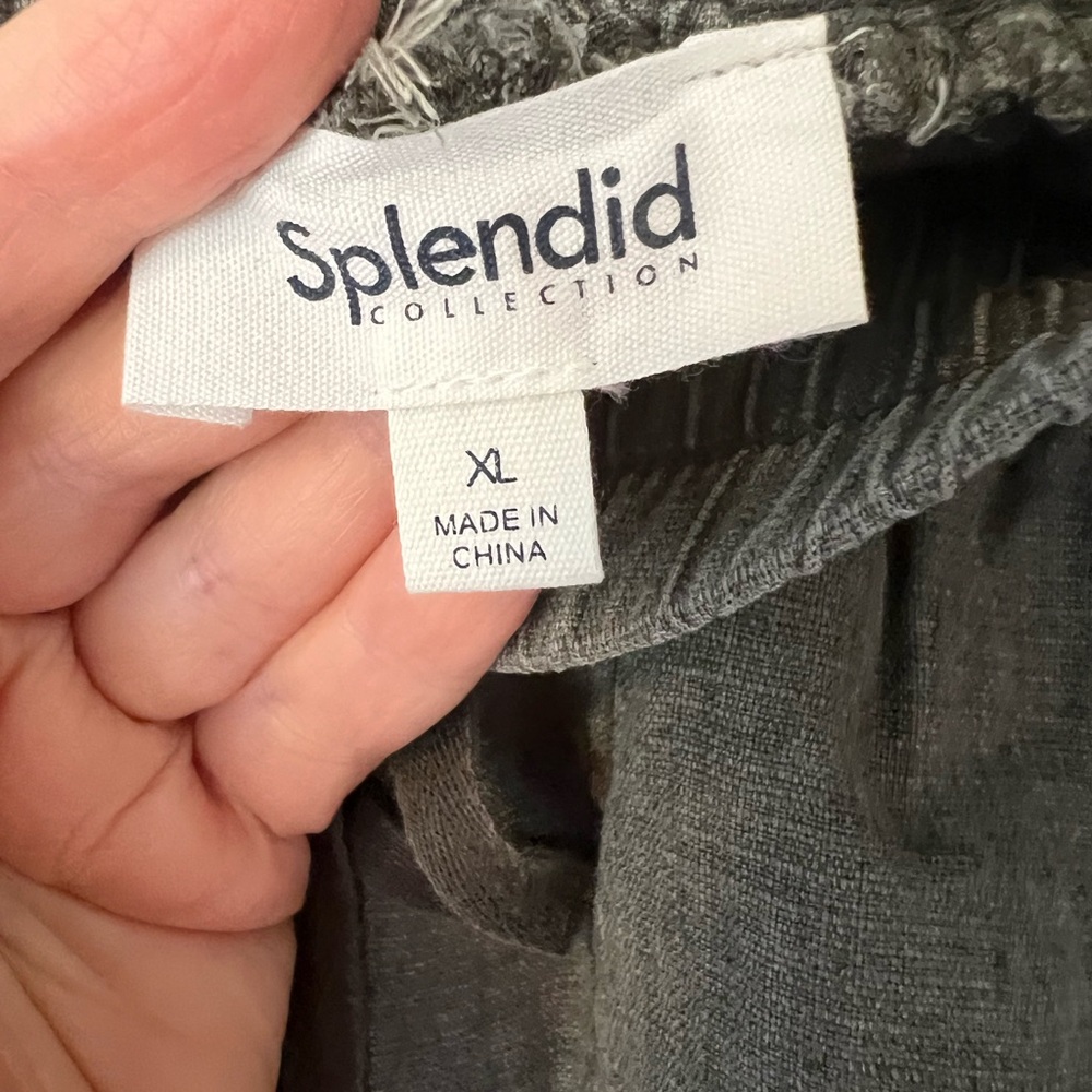 Splendid Dark Gray Women’s Shorts - Picture 4 of 7